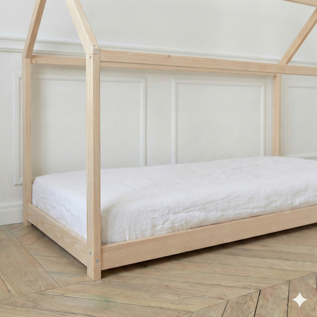 Lit Cabane Montessori en bois massif modèle Zoé 90x190